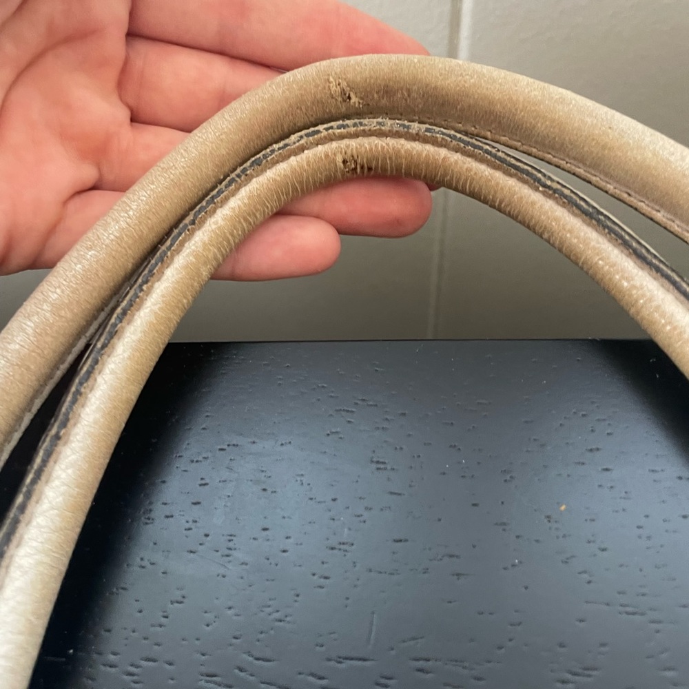 GUCCI CANVAS HOBO WITH SILVER HARDWARE - Picture 11 of 16